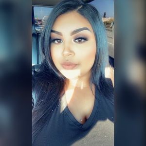 Meet your Posher, Denise